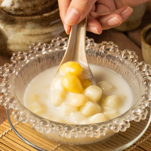 Kanomthai Chujai: Ginkgo Nuts with Taro Pearls in Coconut Cream