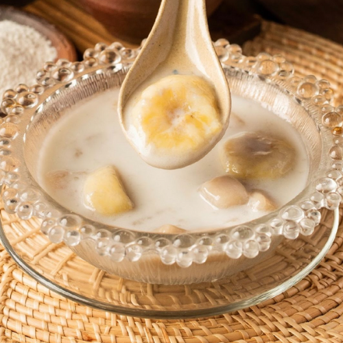 Banana Balls in Coconut Cream