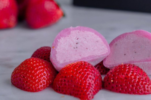 Mochi Ice - Strawberry